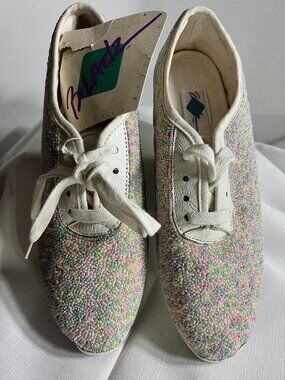 VTG 1989 BEADZ Deadstock Pastel Rainbow Beaded Sneakers Sz 8